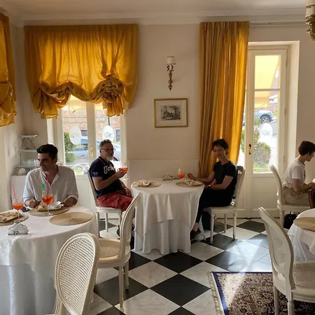 Bb Principessa Di Savoia Vicoforte