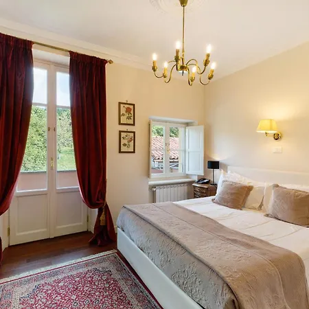 Bb Principessa Di Savoia Bed & Breakfast 3*